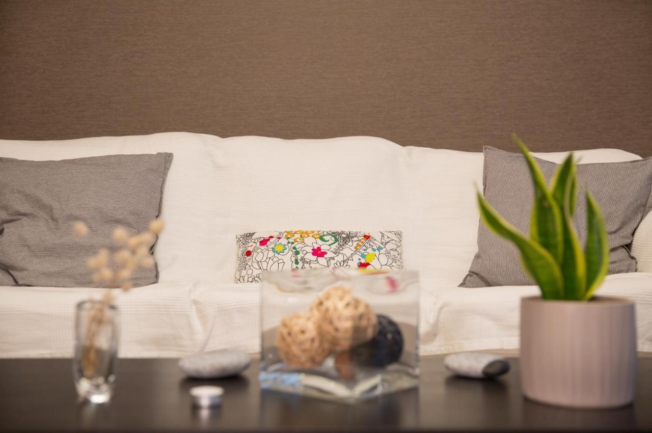 Lovely New Βuild Flat Near Metro - Free Parking Athen Eksteriør bilde